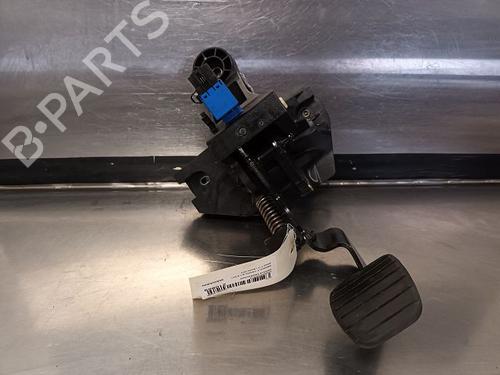 Pédale d'embrayage RENAULT TRAFIC III Van (FG_) 1.6 dCi 120 (FGMB) (120 hp) 21781574