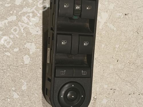 Used Switch OPEL ZAFIRA / ZAFIRA FAMILY B (A05) 1.7 CDTI (M75) (125 hp) 21782752