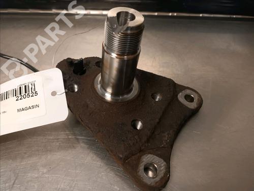 Used Right rear steering knuckle Right rear steering knuckle PEUGEOT 207 (WA_, WC_) 1.6 HDi (90 hp) 10052195 10052195