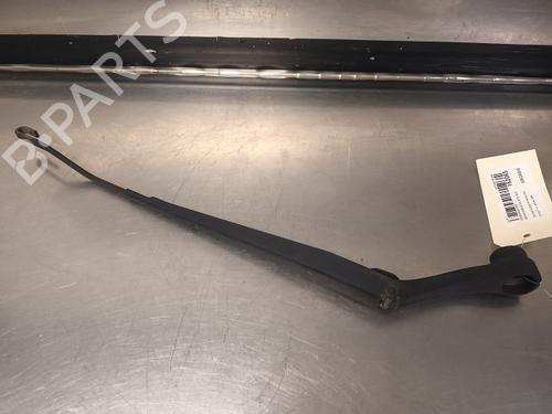 Used Front windshield wiper arm SSANGYONG KYRON 2.0 Xdi 4x4 (141 hp) 15741926