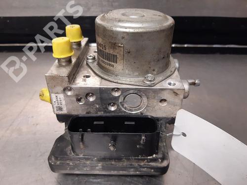 Used ABS pump RENAULT KOLEOS I (HY_) 2.0 dCi 4x4 (HY0K) (150 hp) 9572645
