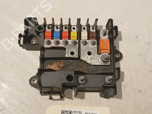 Used Fuse box IVECO DAILY VI Van 33S16, 35S16, 35C16, 40C16, 42S16, 50C16 (156 hp) 21802342