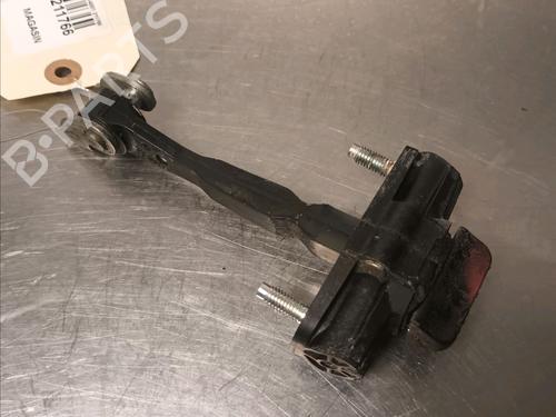 Used Hinge/Door check strap ALFA ROMEO GIULIETTA (940_) 1.6 JTDM (940FXD1A) (105 hp) 14866873