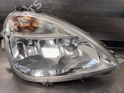 Used Right headlight MERCEDES-BENZ A-CLASS (W168) A 170 CDI (168.009, 168.109) (95 hp) 9339888