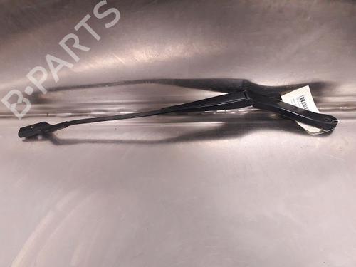 Used Front windshield wiper arm RENAULT TRAFIC III Van (FG_) 1.6 dCi 120 (FGMB, FGMC) (120 hp) 14869777