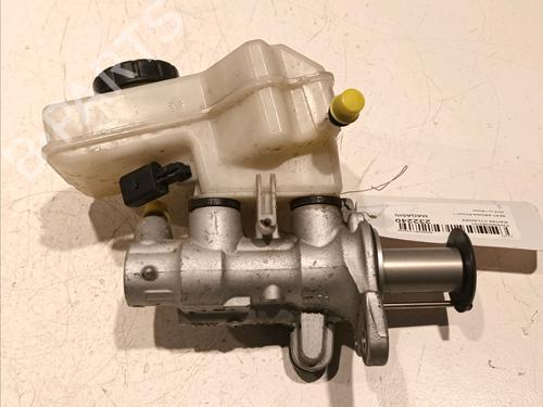 Used Brake master cylinder SEAT ARONA (KJ7, KJP) 1.6 TDI (115 hp) 18034500