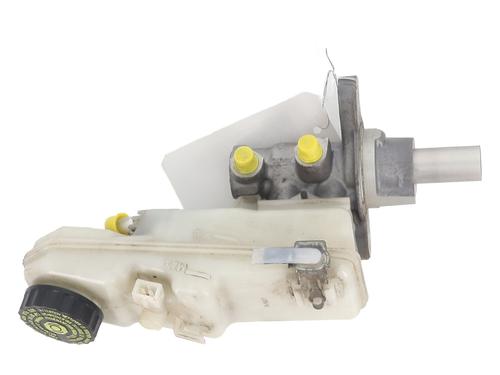 Hovedbremsecylinder TOYOTA AURIS (_E15_) 1.4 D-4D (NDE150_, NDE150R) (90 hp) 27647393