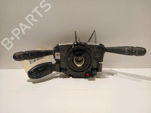 Used Headlight switch PEUGEOT 208 II (UB_, UP_, UW_, UJ_) e-208 (136 hp) 17527606