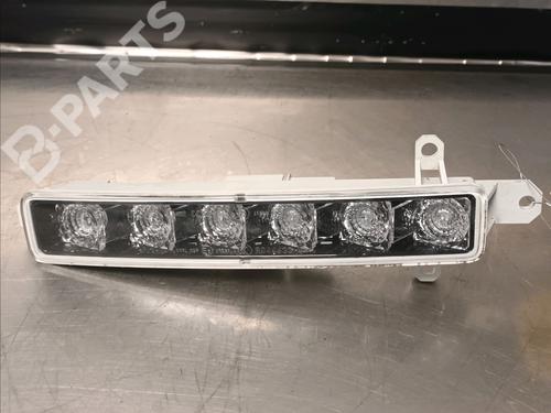 left-front-fog-light-peugeot-108-10-vti-72-b000863280-2014-10714380 main image