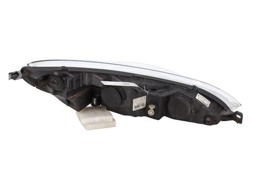 Left headlight PEUGEOT 407 (6D_) 2.0 16V (6DRFJC, 6DRFJE, 6DRFJF) | BP31636324C28