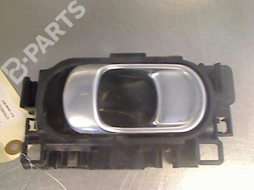 Used Rear right interior door handle Rear right interior door handle CITROËN C3 / C3 ORIGIN III (SX) 1.2 THP 110 (110 hp) 9319613 9319613
