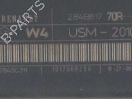 Fuse box RENAULT SCÉNIC III (JZ0/1_) 1.6 dCi (JZ00, JZ12) | BP28972841E1