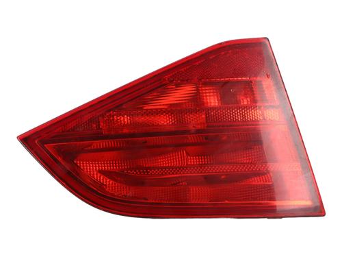 Used Left tailgate light Left tailgate light AUDI A4 B8 Avant (8K5) 2.0 TDI (136 hp) 33013846 33013846