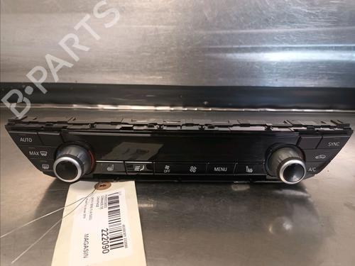 Used Climate control BMW 5 (G30, F90) 520 d (190 hp) 12308472