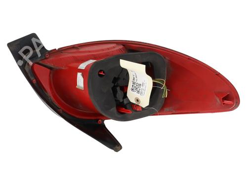 Right taillight PEUGEOT 206+ (2L_, 2M_) 1.4 HDi eco 70 | BP22401394C35 