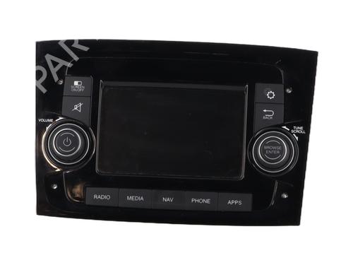 Used Radio FIAT DOBLO Cargo (263_) 1.3 D Multijet (263WXU1A, 263ZXU1A, 263WYB1A, 263ZYB1A) (95 hp) 28109805
