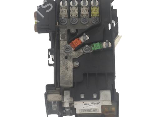 Used Fuse box Fuse box 38458468 38458468