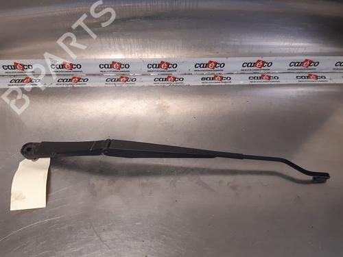 Used Front windshield wiper arm NISSAN MICRA IV (K13K, K13KK) 1.2 DIG-S (98 hp) 14869725