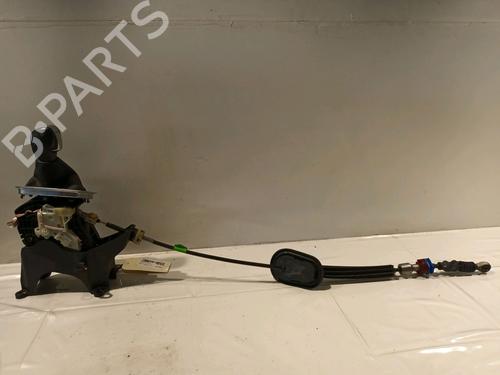 Used Gear lever RENAULT CLIO V (B7_) 1.3 TCe 130 (B7MF) (131 hp) 16015386