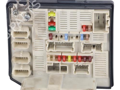 Used Fuse box Fuse box RENAULT SCÉNIC II (JM0/1_) 1.5 dCi (JM1F) (86 hp) 27815246 27815246