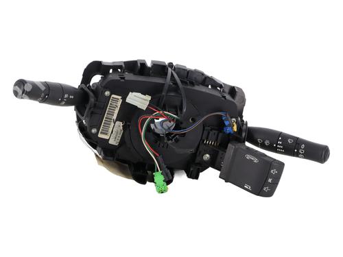Mando luces Mando luces RENAULT MEGANE II (BM0/1_, CM0/1_) 2.0 dCi (BM1K, CM1K) (150 hp) 33747483 33747483