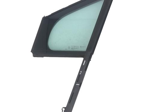 Used Front left quarter glass PEUGEOT 5008 (0U_, 0E_) 1.6 HDi (110 hp) 30695256