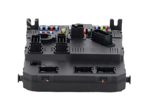 Fuse box PEUGEOT 206+ (2L_, 2M_) 1.4 HDi eco 70 | BP29382473E1
