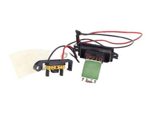heater-resistor-renault-twingo-ii-cn0_-2007-39389257 main image