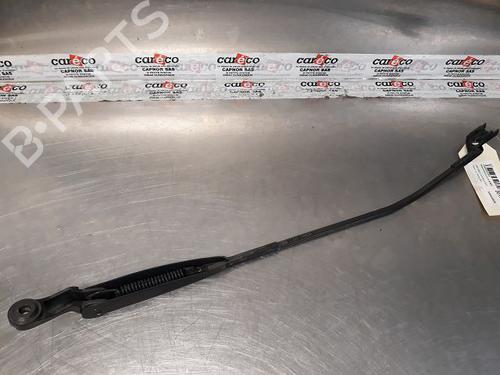 Used Front windshield wiper arm FIAT 500 (312_) 1.3 D Multijet (312AXB1A) (75 hp) 15741930