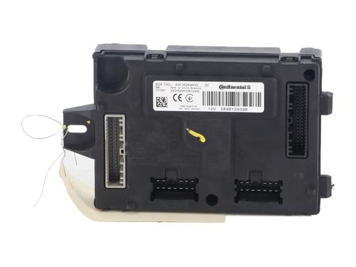 Used Fuse box Fuse box 37629671 37629671