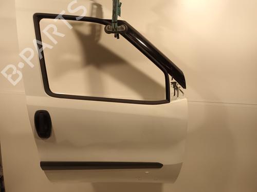 Used Right front door FIAT DOBLO Cargo (263_) 1.3 D Multijet (90 hp) 31143101