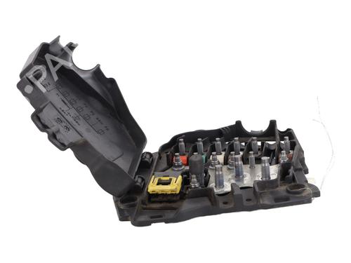 fuse-box-citroen-c3-ii-sc_-2009-32771359 main image