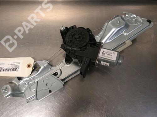 Alzavetro posteriore destra RENAULT MEGANE IV Grandtour (K9A/M/N_) 1.2 TCe 130 (K9MR) (130 hp) 9340836