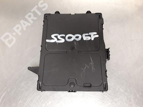 Fuse box RENAULT KADJAR (HA_, HL_) 1.6 dCi 130 (HLA4) | BP9321984E1 