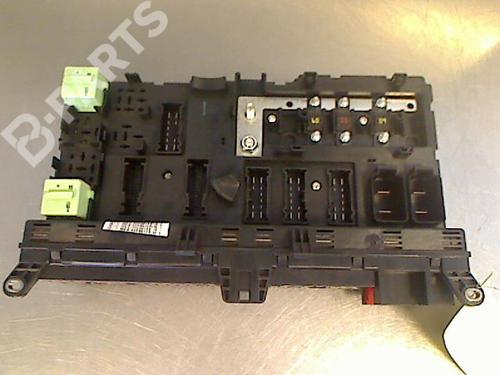 Used Fuse box BMW X5 (E53) 3.0 d (211 hp) 9318235