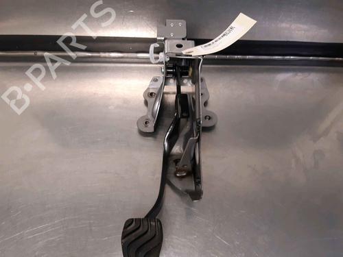 Used Break pedal NISSAN X-TRAIL III (T32_, T32R, T32RR) [2013-2025]  30338485