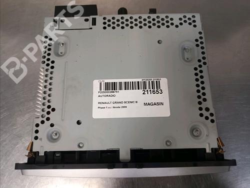 Used Radio RENAULT GRAND SCÉNIC III (JZ0/1_) 1.5 dCi (JZ0B, JZ07) (106 hp) 9693641