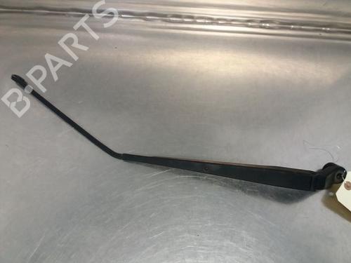 Used Front windshield wiper arm SUZUKI ALTO VII (GF, HA25_, HA35_) 1.0 (AMF310, GFC31S) (68 hp) 14869494