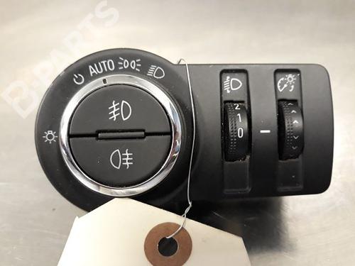Used Headlight switch CHEVROLET ORLANDO (J309) 2.0 D (163 hp) 9319203