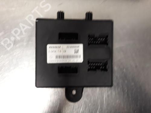 Used Fuse box RENAULT CLIO IV (BH_) 1.2 TCe 120 (BHM0) (120 hp) 14859115