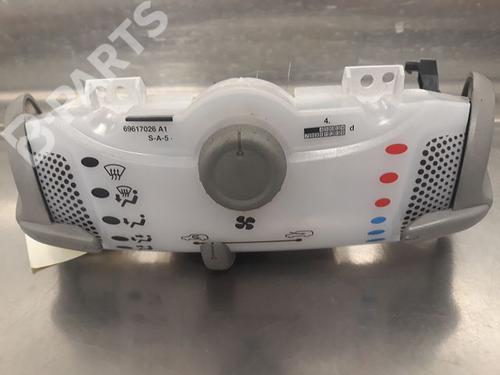 Used Climate control TOYOTA AYGO (_B1_) 1.0 (KGB10_, KGB10R) (68 hp) 9320061