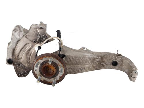 Used Left front steering knuckle TESLA MODEL S (5YJS) 85 (385 hp) 26672657