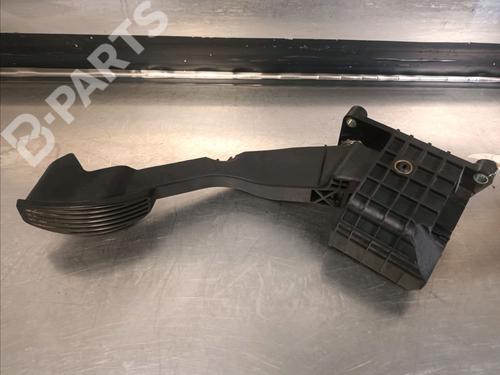 Used Pedal FIAT 500 (312_) 1.2 (312AXA1A) (69 hp) 10082499