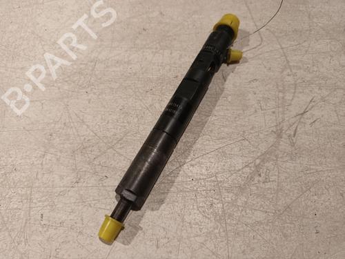 Used Injector RENAULT CLIO III (BR0/1, CR0/1) 1.5 dCi (BR17, CR17) (86 hp) 30270441