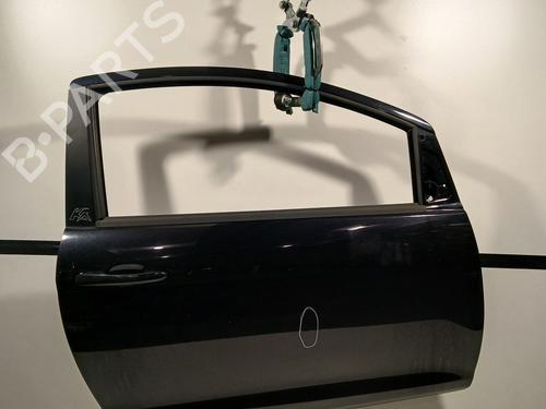 Used Right front door FORD KA (RU8) 1.2 (69 hp) 22615996