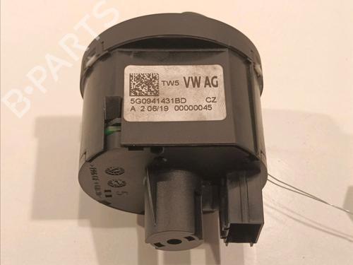 Headlight switch VW GOLF VII (5G1, BQ1, BE1, BE2) 1.5 TSI | BP14947977I24 