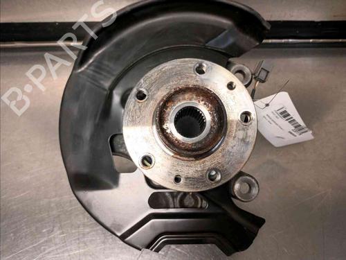 Used Right front steering knuckle NISSAN QASHQAI II SUV (J11, J11_) [2013-2025]  21123936