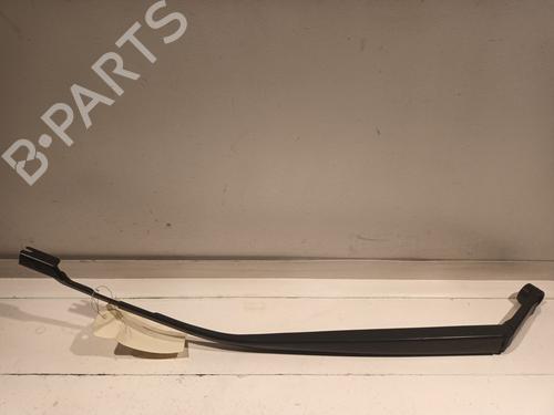 Used Front windshield wiper arm TOYOTA C-HR (_X1_) 1.8 Hybrid (ZYX10_, ZYX11_, ZYX10R, ZYX11R) (122 hp) 32357989