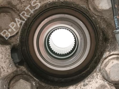 Right front steering knuckle VOLVO XC70 II (136) D5 AWD | BP14947389M26 