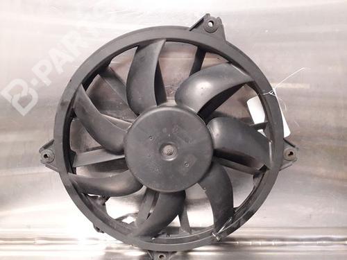 Used Radiator fan PEUGEOT 5008 (0U_, 0E_) 1.6 HDi (112 hp) 9325472
